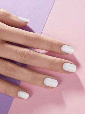 Dashing Diva GLOSS Ultra Shine Gel Nail Strips - White Canvas